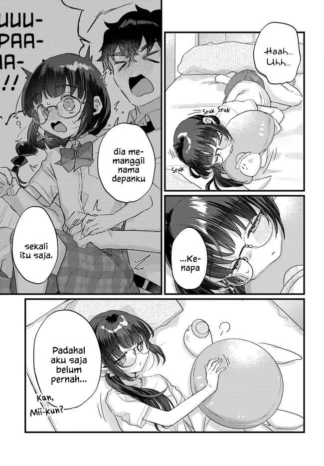 Chiisakute Kawaii Bungeibu no Chiteki na Senpai o, Hiza no Ue ni Nosetara Mainichi Suwattekuru you ni natta Chapter 3.2 - Page 11